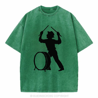 Drummer with drumsticks raised high - Vintage T-shirt - Forest Mist(Green)