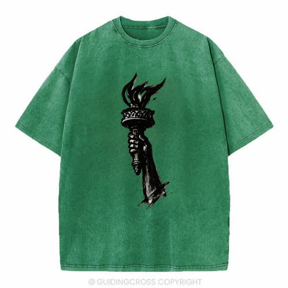 Statue of Liberty torch - freedom and democracy ink painting - Vintage T-shirt - Forest Mist(Green)