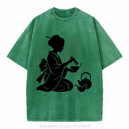 Geisha traditional tea ceremony - Vintage T-shirt - Forest Mist(Green)