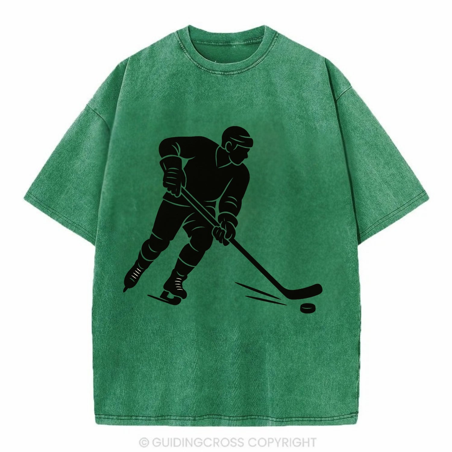 Ice hockey player shooting puck - Vintage T-shirt - Forest Mist(Green)