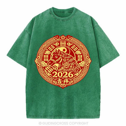 LUCKY HORSE MEDALLION | Circular medallion with horse profile | Intricate Chinese - Vintage T-shirt - Forest Mist(Green)