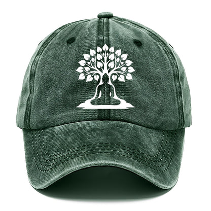 Buddha silhouette meditating - negative space forms bodhi tree - Classic Cap - Forest Mist(Green)