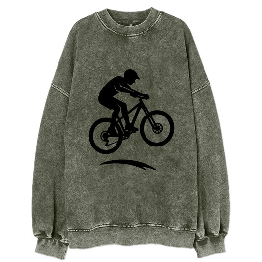 Mountain biker catching air - Vintage Sweatshirt - Forest Mist(Green)