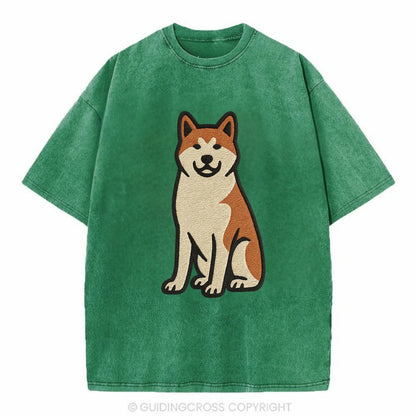 Akita - White and red sitting pose - Vin Vintage T-shirt - Forest Mist(Green)