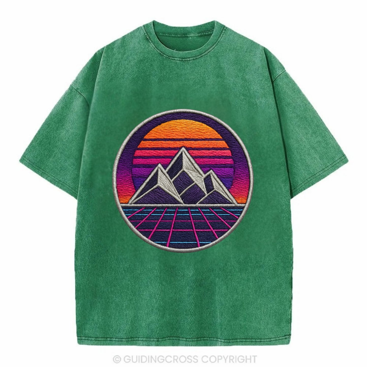 Retrowave Mountains - Vintage T-shirt - Forest Mist(Green)