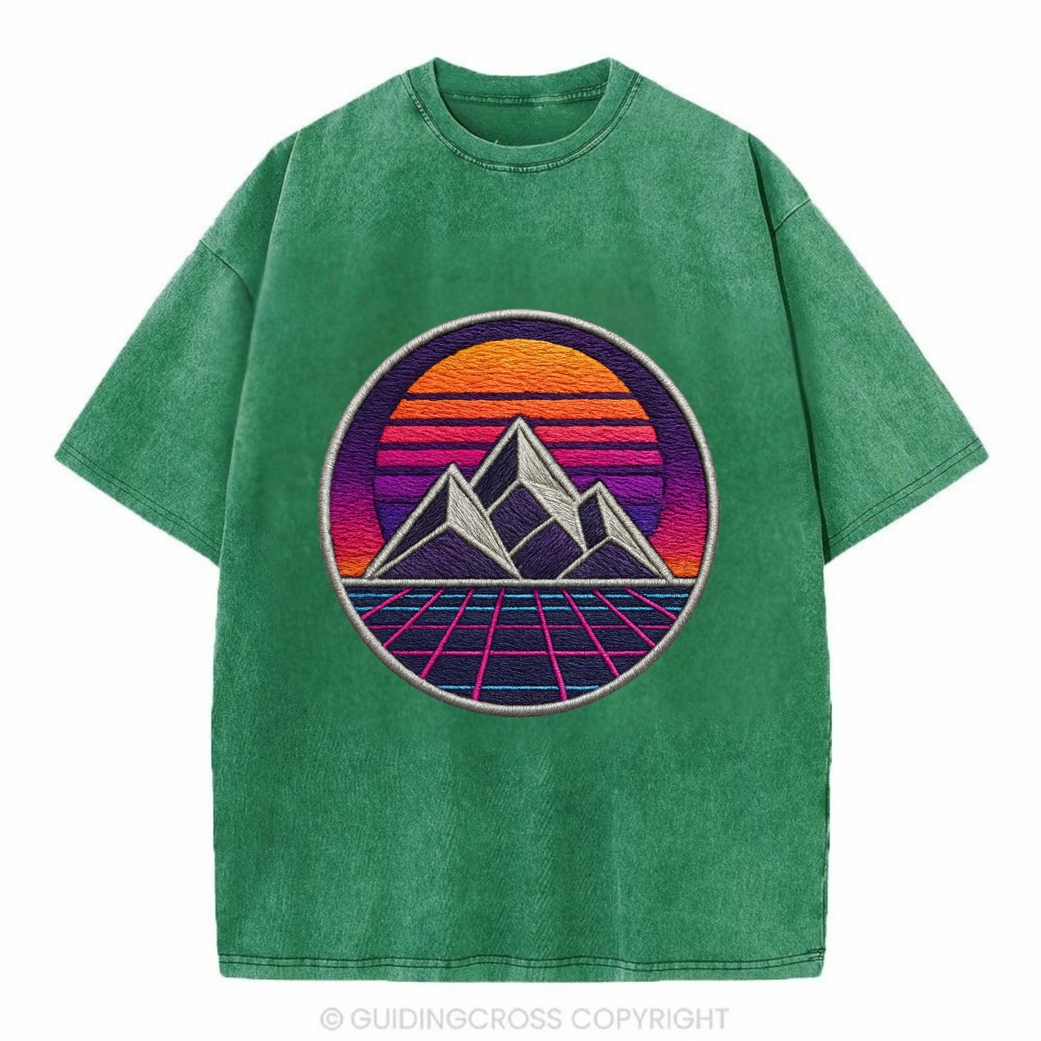 Retrowave Mountains - Vintage T-shirt - Forest Mist(Green)
