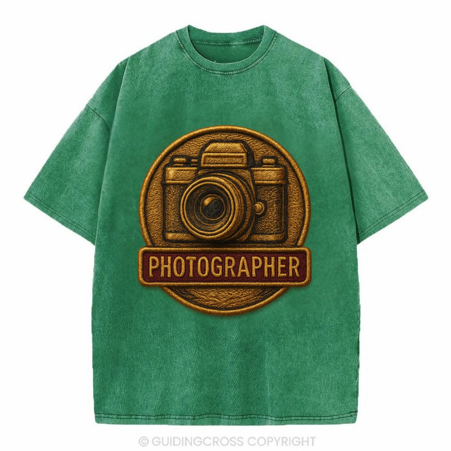 Camera with vintage lens - photographer badge - Vintage T-shirt - Forest Mist(Green)