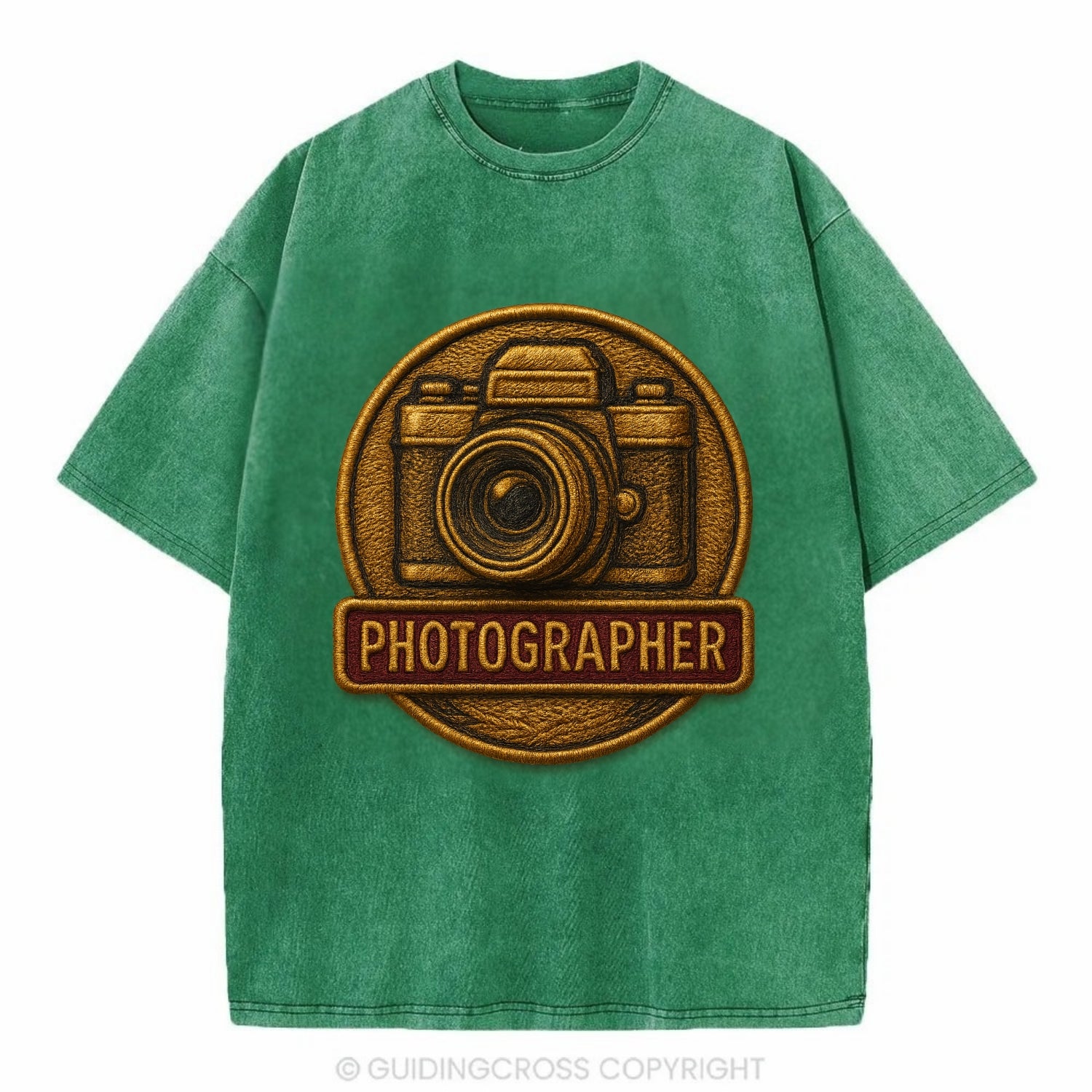 Camera with vintage lens - photographer badge - Vintage T-shirt - Forest Mist(Green)