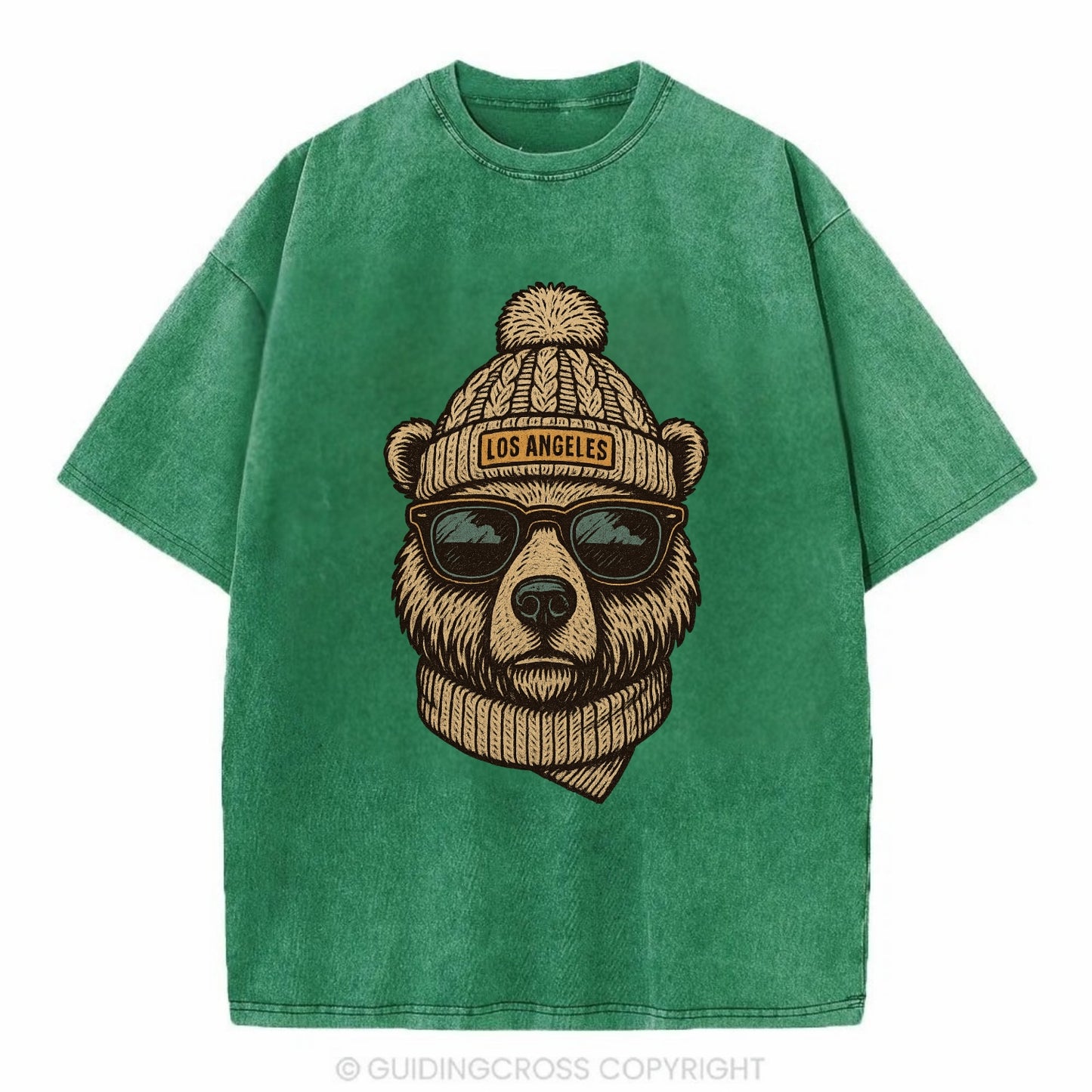 California Grizzly Bear wearing Los Angeles beanie with pom pom and wayfarer - Vintage T-shirt - Forest Mist(Green)