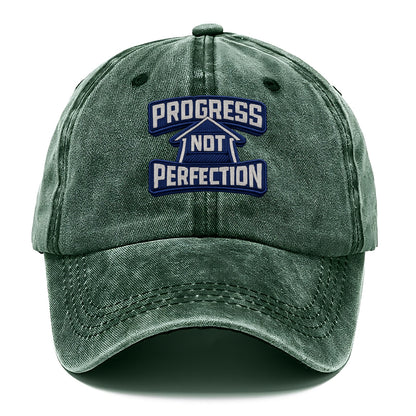 PROGRESS NOT PERFECTION - arrow with text in blue , growth mindset - Classic Cap - Forest Mist(Green)