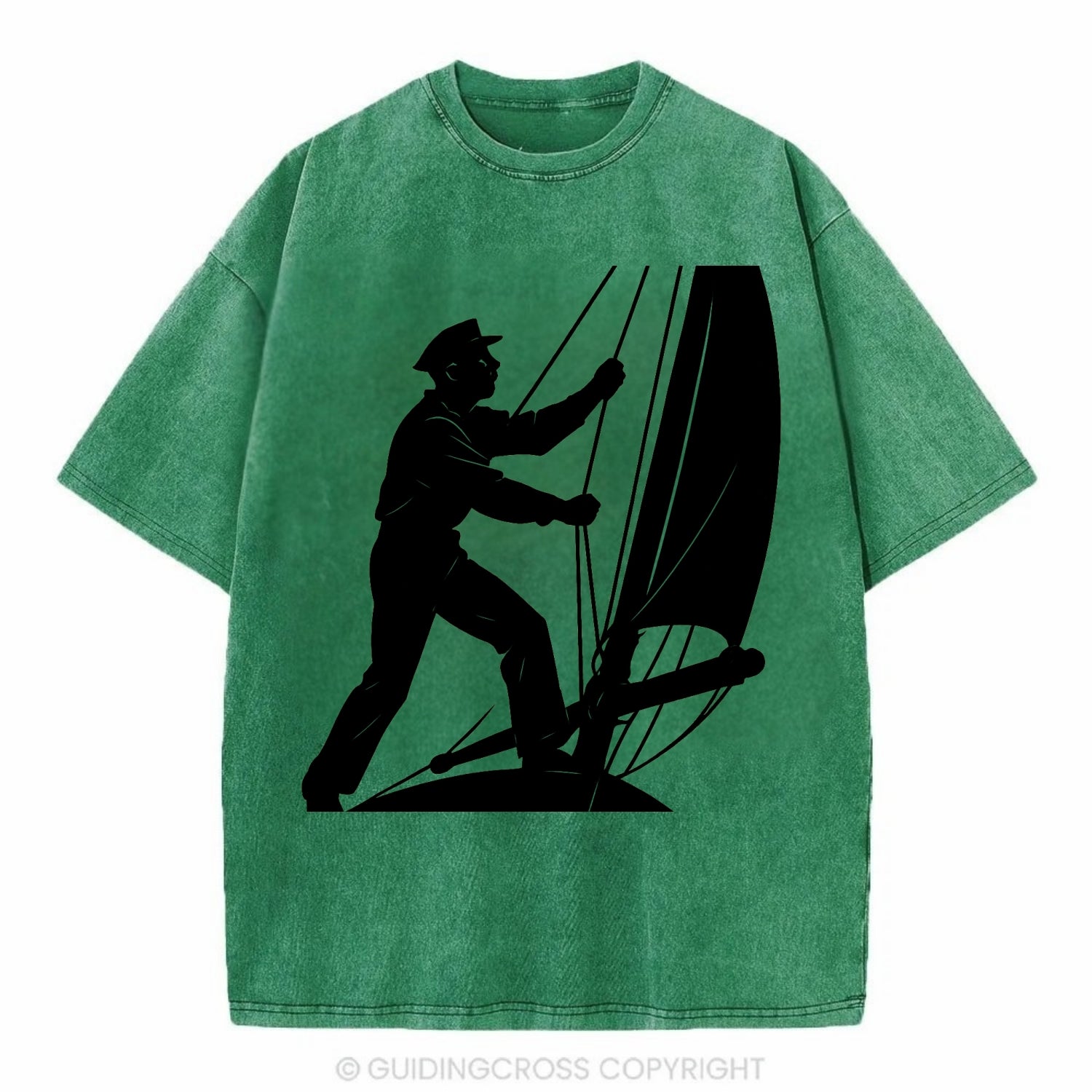 Sailor adjusting the boom on a sailboat - Vintage T-shirt - Forest Mist(Green)