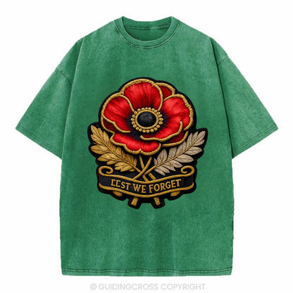 MEMORIAL POPPY - red poppy flower in scarlet , remembrance - Vintage T-shirt - Forest Mist(Green)