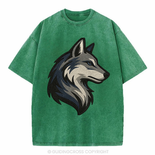 Lone Wolf Wanderer  - Vintage T-shirt