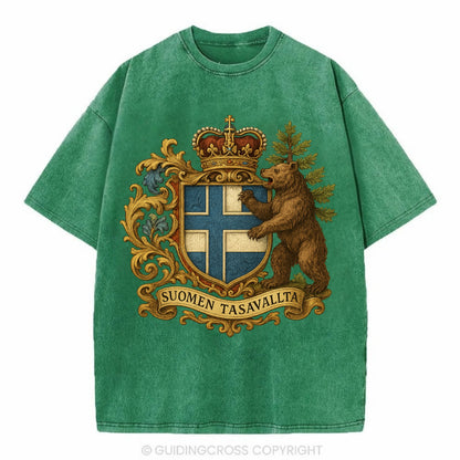 Finland Brown Bear Emblem  - Vintage T-shirt - Forest Mist(Green)