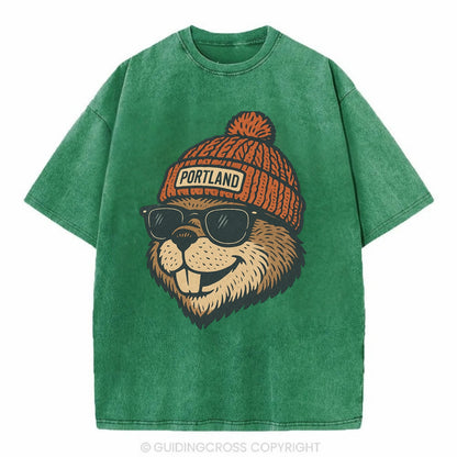 Oregon Beaver wearing Portland beanie with pom pom and wayfarer sunglasses - Vintage T-shirt - Forest Mist(Green)