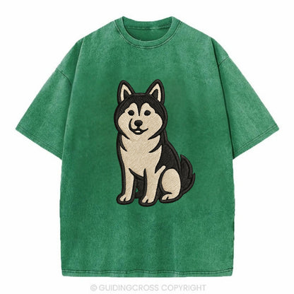 Pomsky - Pomeranian-Husky mix sitting po Vintage T-shirt - Forest Mist(Green)