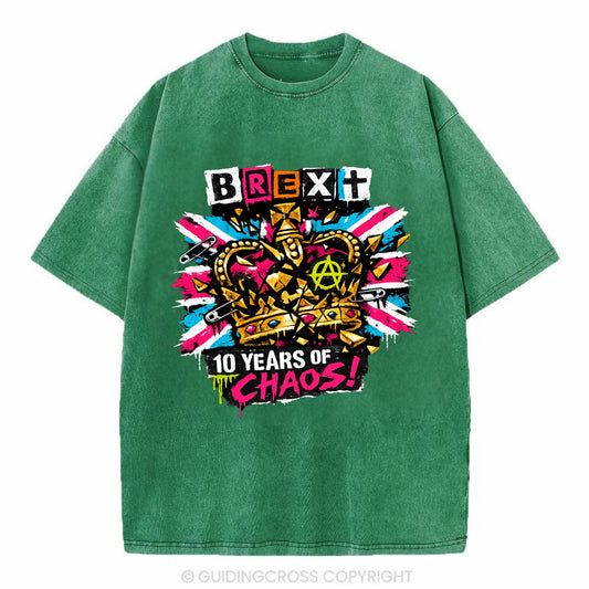 BROKEN CROWN | Shattered British crown | Gold fragments scattered | Power - Vintage T-shirt - Forest Mist(Green)