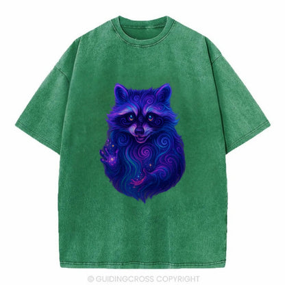 Playful raccoon with mask swirling in hypnotic patterns, neon purple and green - Vintage T-shirt - Forest Mist(Green)