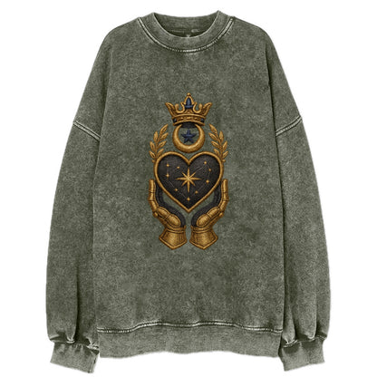 Crowned heart with Art Deco sunburst crown and geometric filigree hands - Vintage Sweatshirt - Forest Mist(Green)