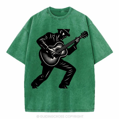 Guitarist playing acoustic guitar - Vintage T-shirt - Forest Mist(Green)