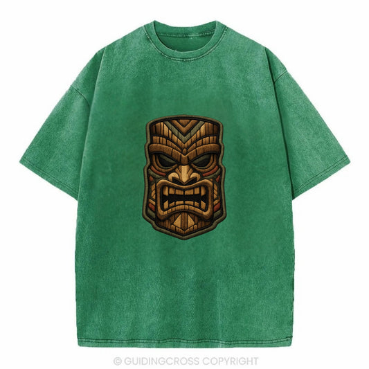 TIKI MASK - carved totem in brown and red , Polynesian - Vintage T-shirt - Forest Mist(Green)
