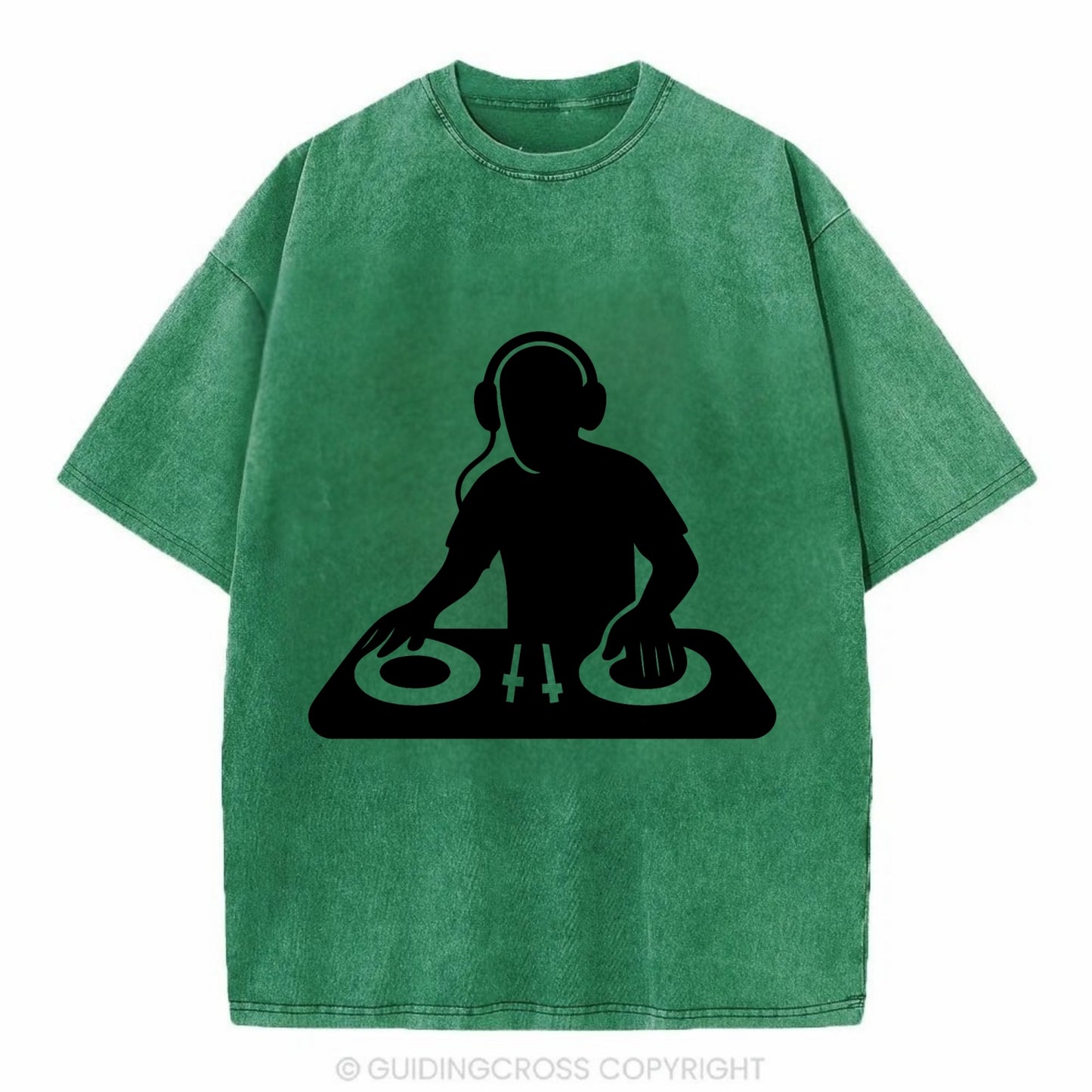 DJ with turntables and headphones - Vintage T-shirt - Forest Mist(Green)