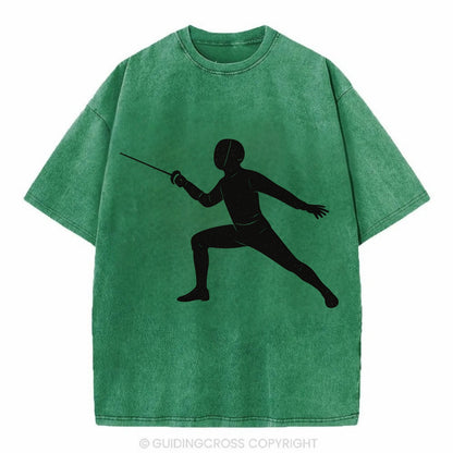 Fencer in lunge position - Vintage T-shirt - Forest Mist(Green)