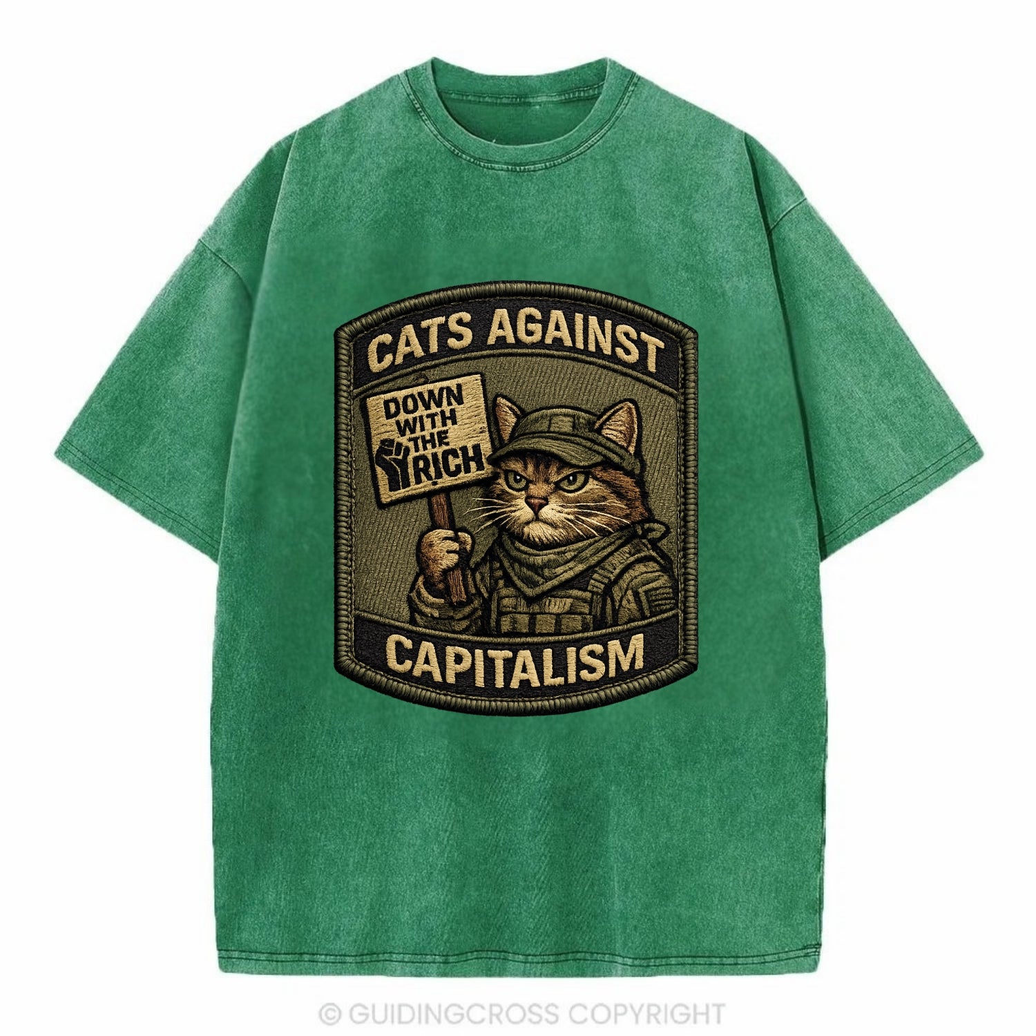 CATS AGAINST CAPITALISM - cat with protest sign in red , political cat - Vintage T-shirt - Forest Mist(Green)