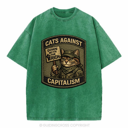 CATS AGAINST CAPITALISM - cat with protest sign in red , political cat - Vintage T-shirt - Forest Mist(Green)