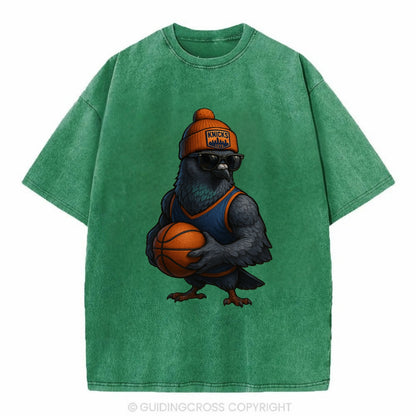 Manhattan Pigeon wearing Knicks beanie with skyline patch and wayfarer sunglasses - Vintage T-shirt - Forest Mist(Green)
