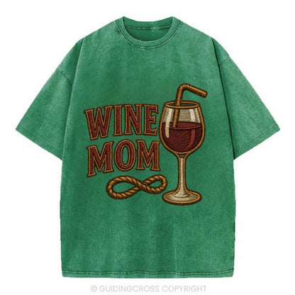 Wine Mom  - Vintage T-shirt - Forest Mist(Green)