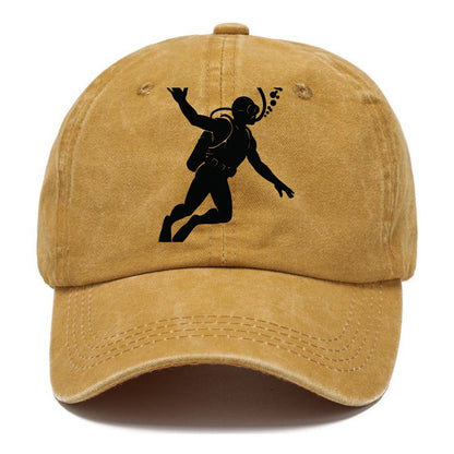 Scuba diver descending with gear - Classic Cap - Golden Harvest(Yellow)
