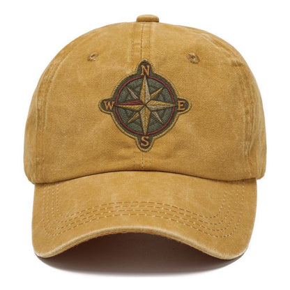Compass rose with cardinal directions - explorer symbol - Classic Cap - Golden Harvest(Yellow)