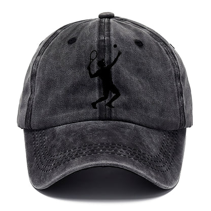 Tennis player serving powerful shot - Classic Cap - Graphite