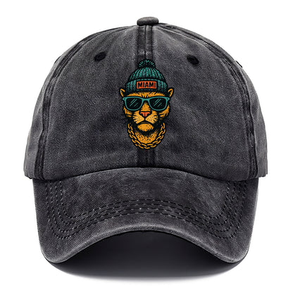 Florida Panther wearing Miami beanie with pom pom and wayfarer sunglasses - Classic Cap - Graphite
