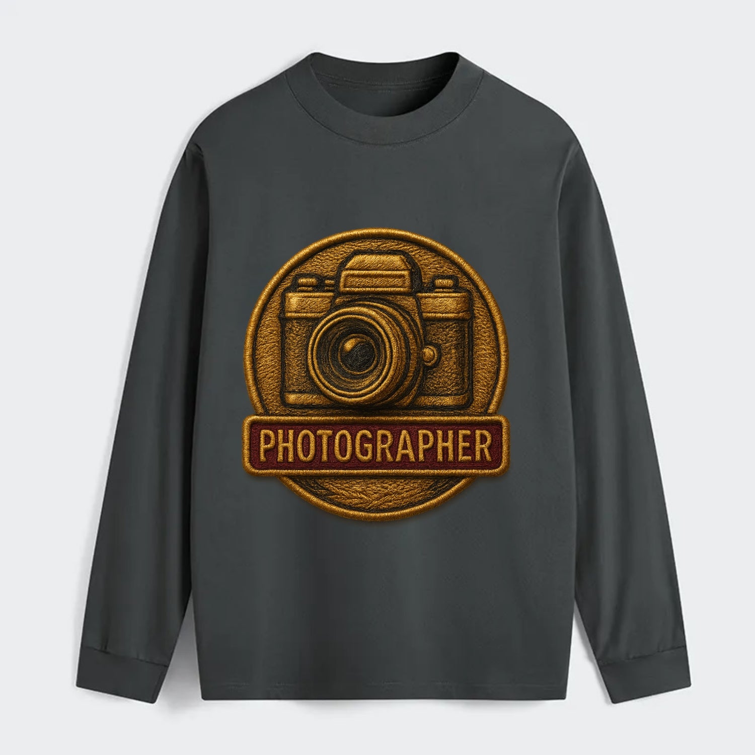 Camera with vintage lens - photographer badge - Classic Long Sleeve Shirt - Gray