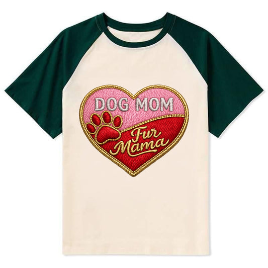 DOG MOM HEART - heart with paw print in pink and red , fur mama - Contrast Raglan T-shirt - Green