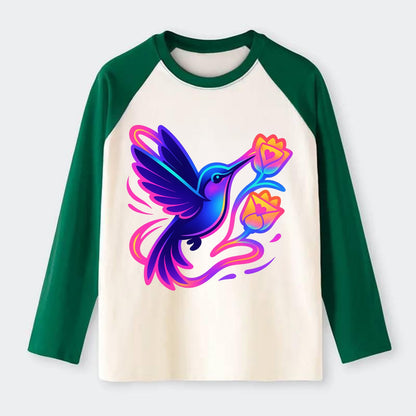 Hummingbird delivering miniature love letters tucked inside flower - Raglan Long Sleeve T-Shirt - Green