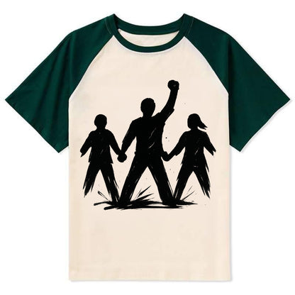 Human chain formation - unity and protection ink brushwork - Contrast Raglan T-shirt - Green