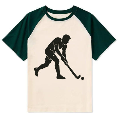 Field hockey player striking the ball - Contrast Raglan T-shirt - Green
