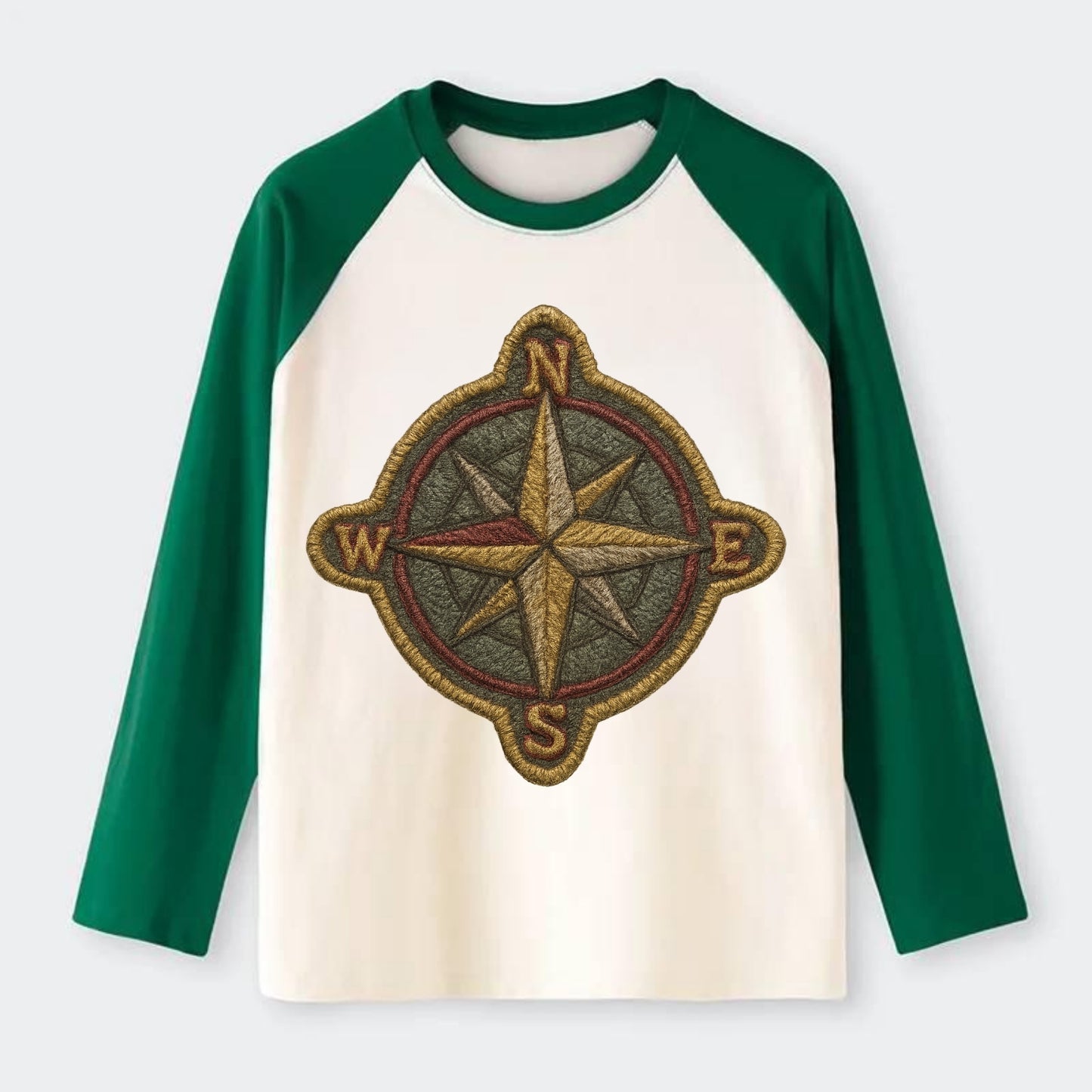 Compass rose with cardinal directions - explorer symbol - Raglan Long Sleeve T-Shirt - Green