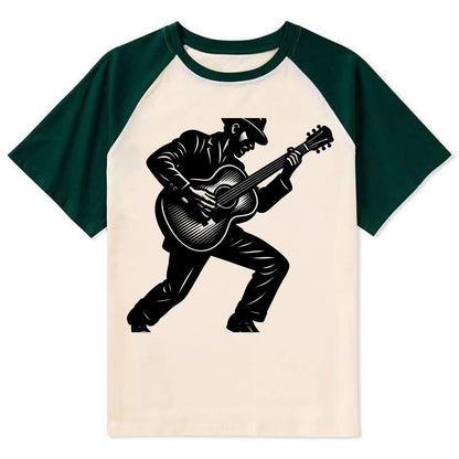 Guitarist playing acoustic guitar - Contrast Raglan T-shirt - Green