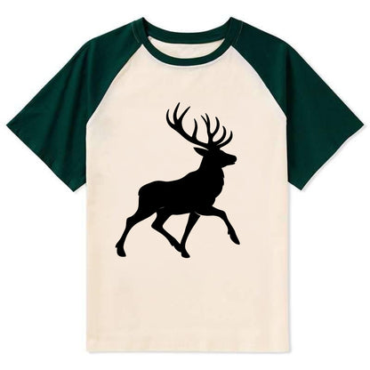 Deer with majestic antlers - Contrast Raglan T-shirt - Green
