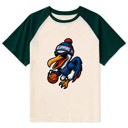 Los Angeles Pelican wearing Clippers beanie with sailboat patch and - Contrast Raglan T-shirt - Green