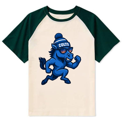 Indianapolis Colt Horse wearing Colts blue and white beanie with pom pom - Contrast Raglan T-shirt - Green