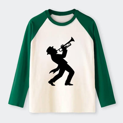 Trumpet player hitting high note - Raglan Long Sleeve T-Shirt - Green