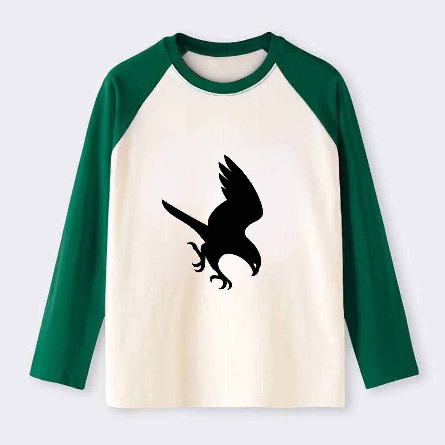 Hawk diving for prey - Raglan Long Sleeve T-Shirt - Green