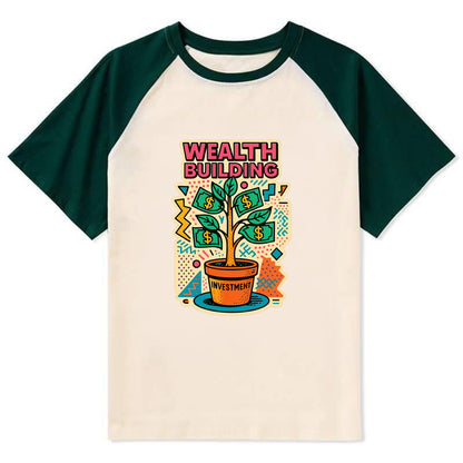 Money tree growing from investment pot - financial independence journey, - Contrast Raglan T-shirt - Green