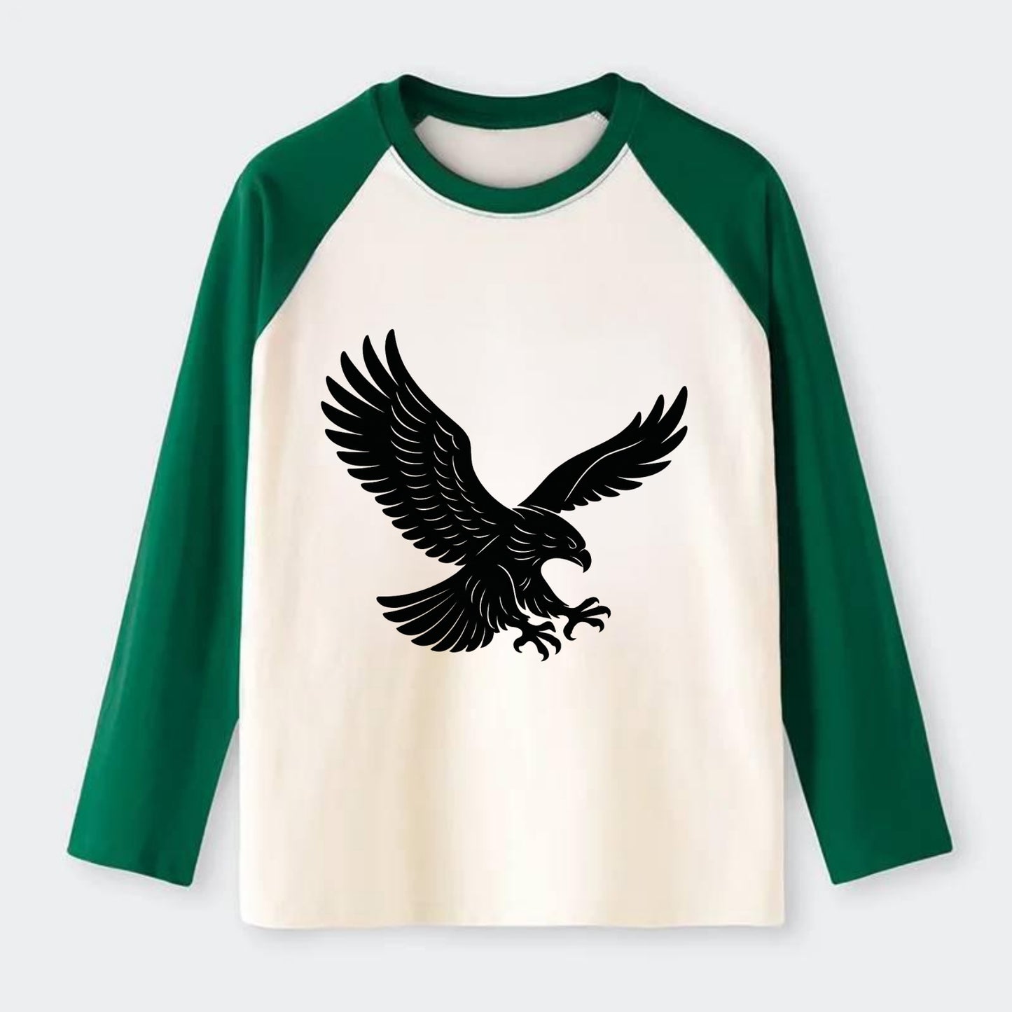 Eagle soaring with wings spread - Raglan Long Sleeve T-Shirt - Green
