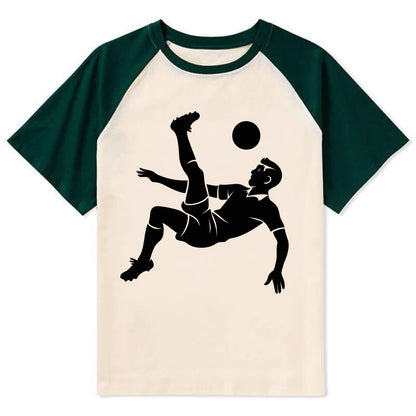 Soccer player doing a bicycle kick - Contrast Raglan T-shirt - Green